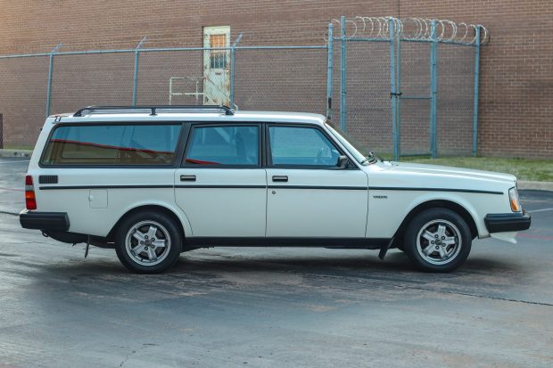 No Reserve: 1985 Volvo 240 Wagon