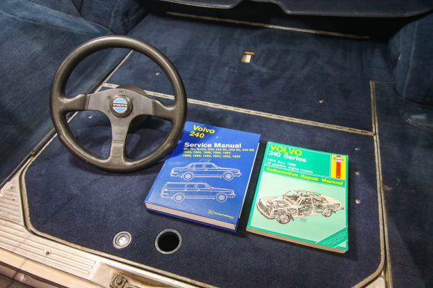 No Reserve: 1985 Volvo 240 Wagon