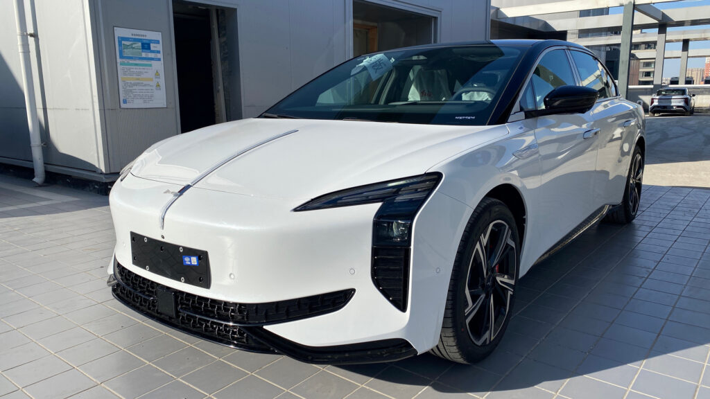 Senator Says She’d ‘Lay Down On The Border’ To Block Chinese Car Imports