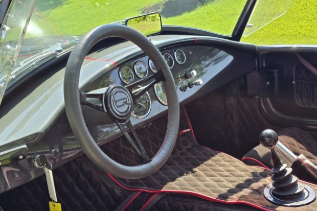 427-Powered Backdraft Racing RT3 Roadster 5-Speed
