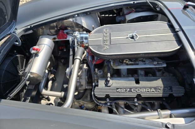 427-Powered Backdraft Racing RT3 Roadster 5-Speed