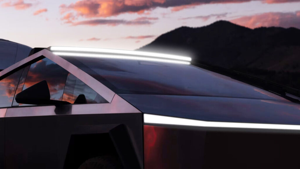  Cybertruck Owners Aren’t Happy Their EVs Are Missing This One Key Part