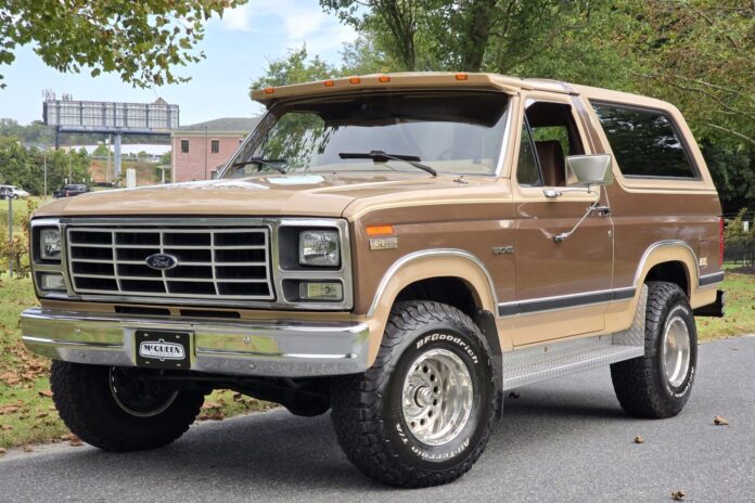 73L-Diesel-Powered-1984-Ford-Bronco-4×4-4-Speed-for-sale-on.jpg
