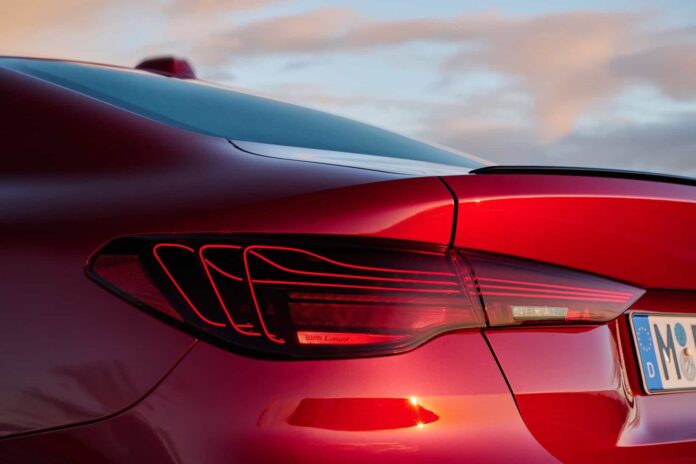 BMW-4-Series-Gran-Coupe-and-i4-Get-Adaptive-LED.jpg