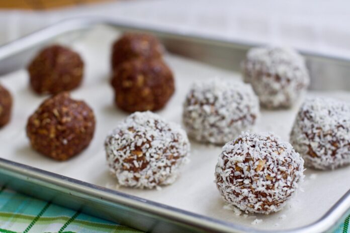 Flax-Glowballs.jpg