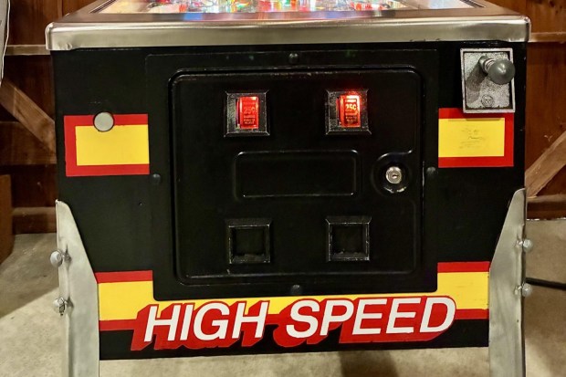 No Reserve: Williams High Speed Pinball Machine
