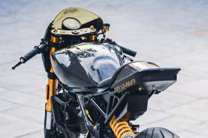 Royal Enfield Guerrilla 450 café racer by Buraq Motorcycles
